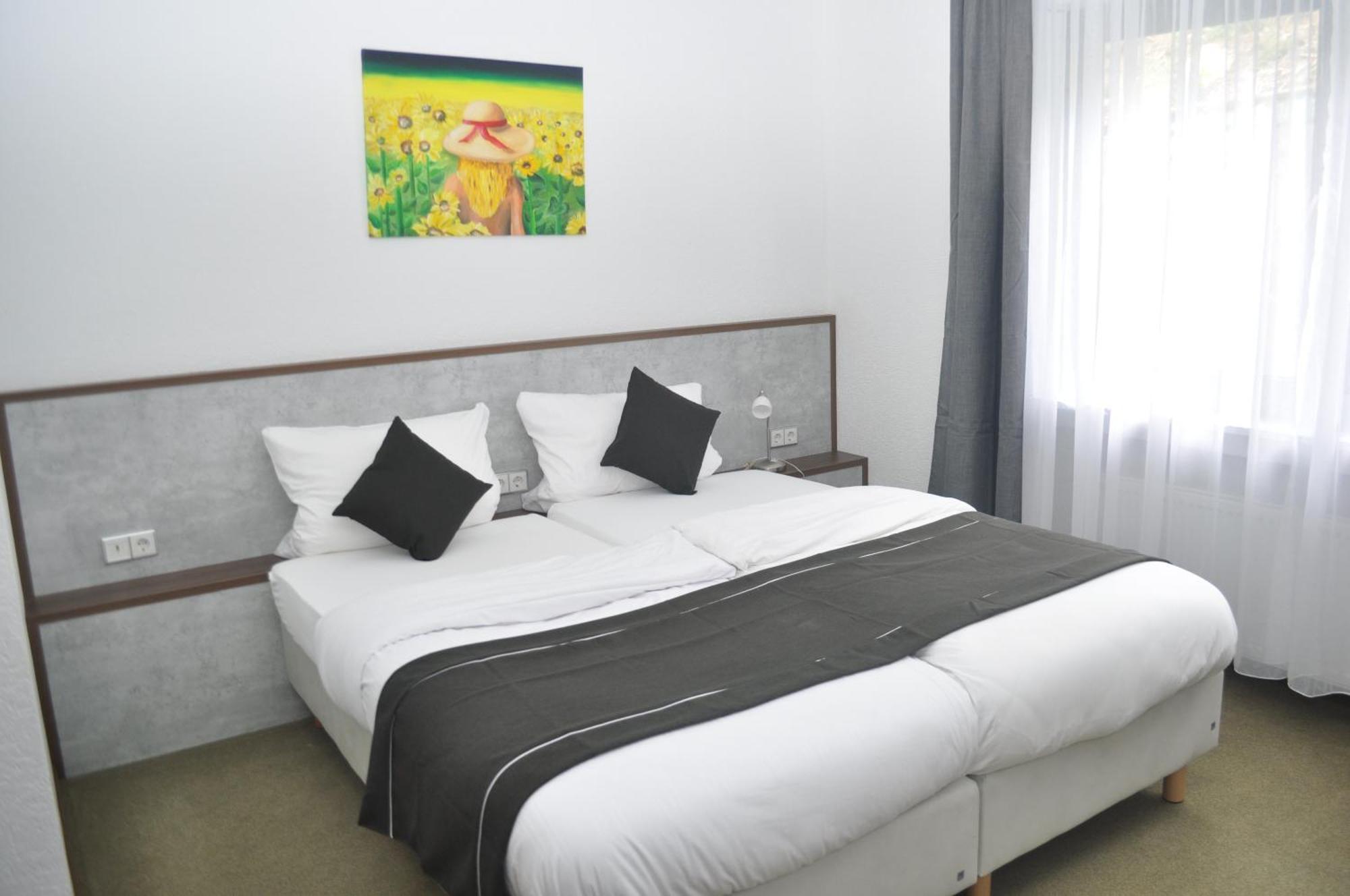 Hotel Kuehns Muehle エーストリッヒ・ヴィンケル エクステリア 写真